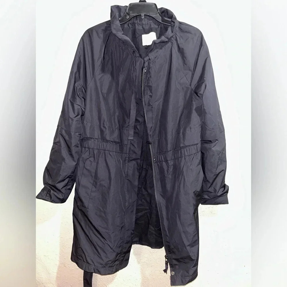 LOFT raincoat lightweight ruched waist sz L